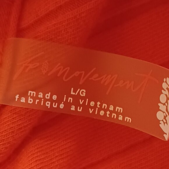 LIKE NEW! Free People Movement Orange Twist-Back Long Sleeve Top Size Large - Picture 7 of 7
